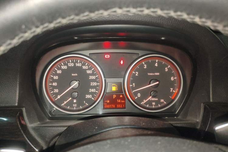 Used BMW 3 Series 2012 325i Luxury Edition Instrument Cluster