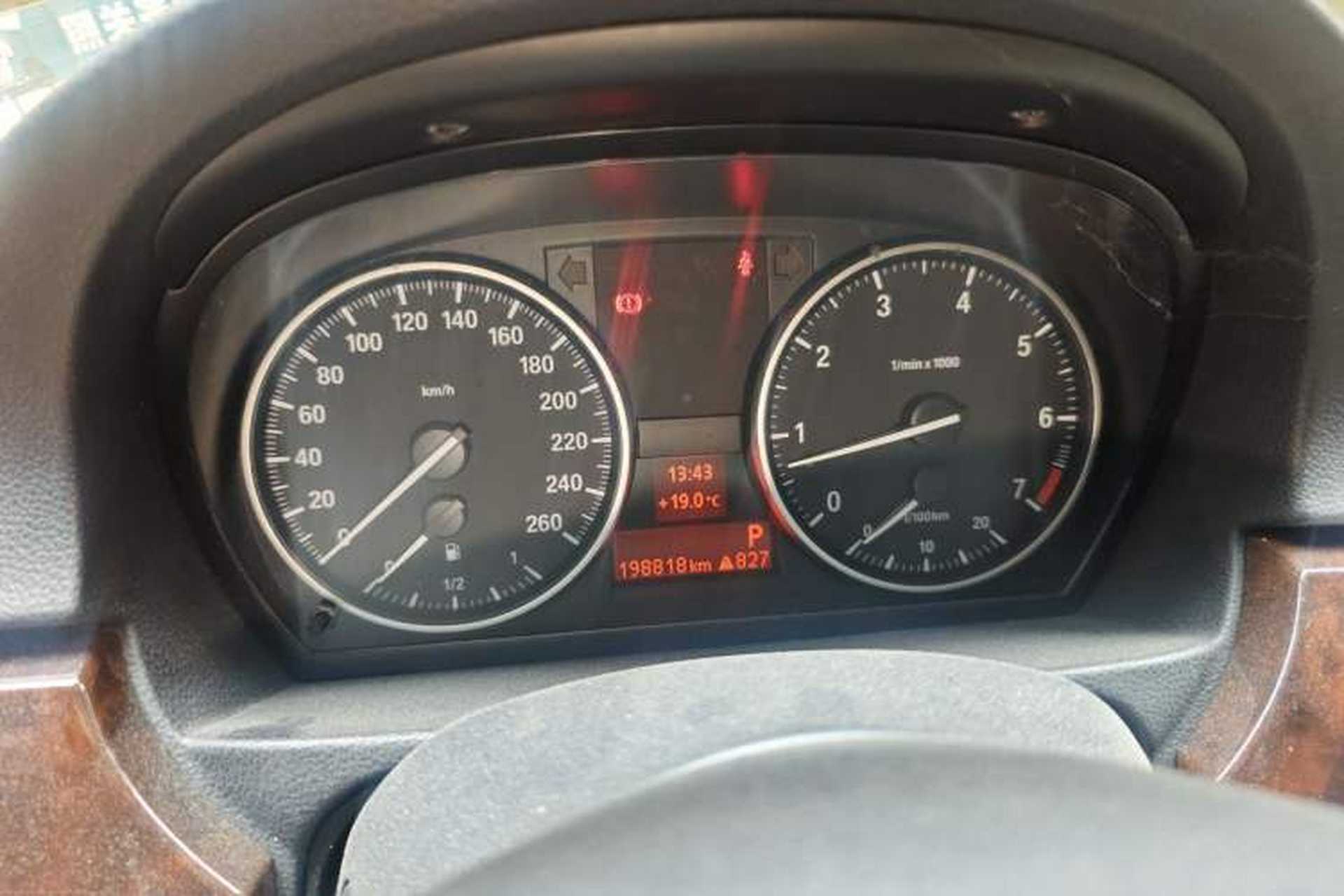 Used BMW 3 Series 2012 320i Sport Edition Instrument Cluster