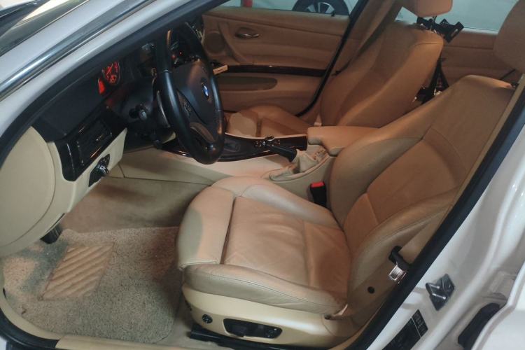 Used BMW 3 Series 2012 325i Luxury Edition Left Front Seat