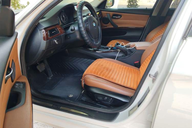 Used BMW 3 Series 2012 320i Sport Edition Left Front Seat