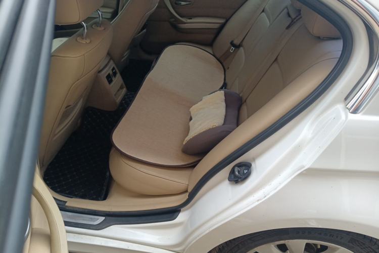 Used BMW 3 Series 2012 320i Luxury Edition Left Rear Seat