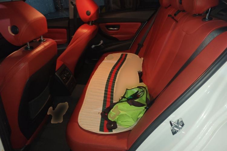 Used BMW 3 Series 2012 320i Luxury Edition Left Rear Seat