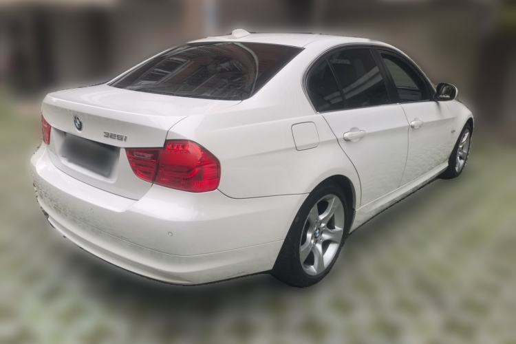 Used BMW 3 Series 2012 325i Luxury Edition Rear Right 45 Deg