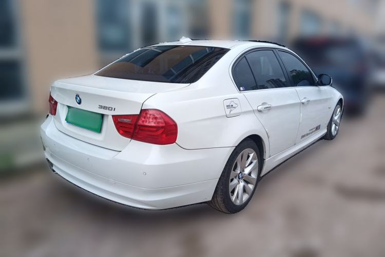 Used BMW 3 Series 2012 320i Luxury Edition Rear Right 45 Deg