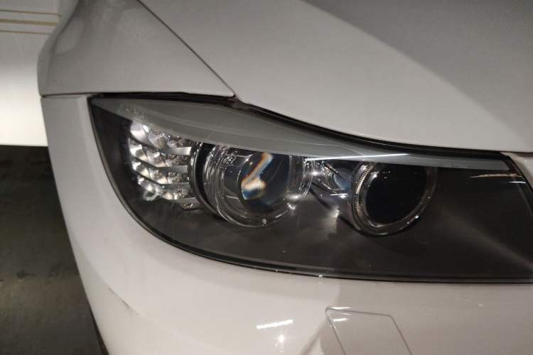 Used BMW 3 Series 2012 325i Luxury Edition Right Front Headlight