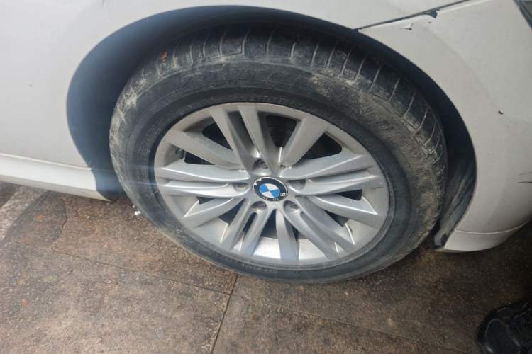 Used BMW 3 Series 2012 320i Sport Edition Right Front Wheel Hub