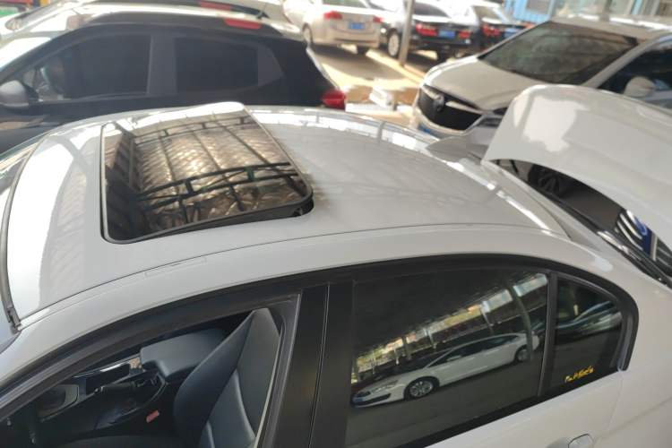 Used BMW 3 Series 2012 318i Leading Model Roof
