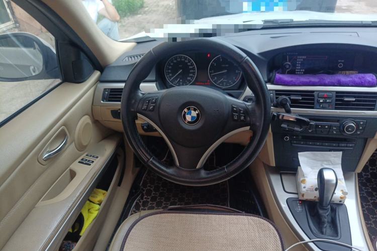 Used BMW 3 Series 2012 320i Luxury Edition Steering Wheel