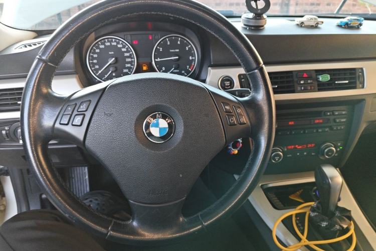 Used BMW 3 Series 2012 318i Leading Model Steering Wheel