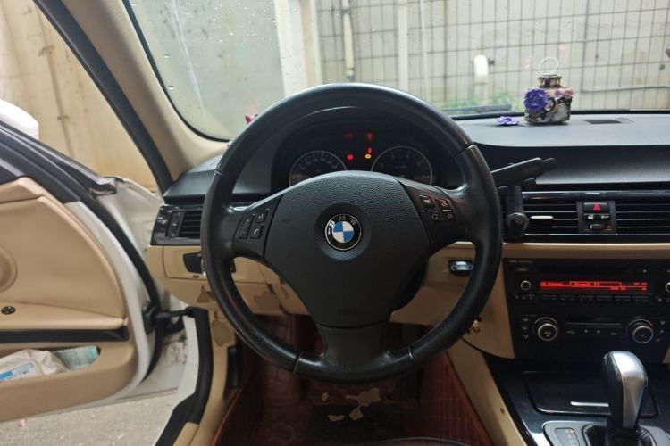 Used BMW 3 Series 2012 318i Leading Model Steering Wheel