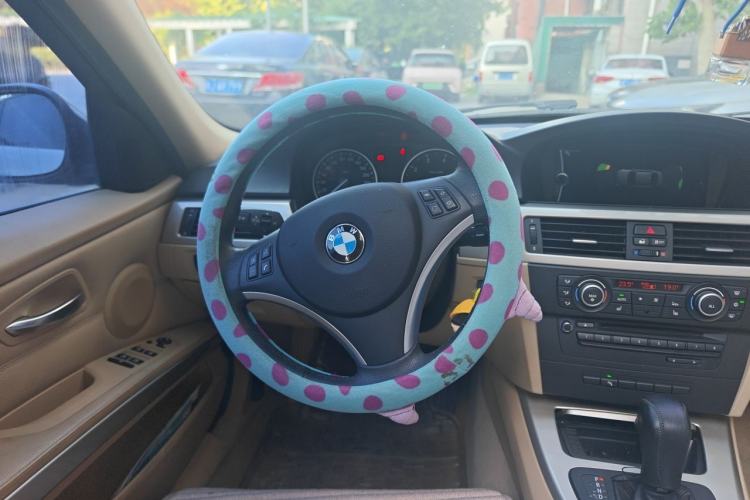 Used BMW 3 Series 2012 320i Luxury Edition Steering Wheel