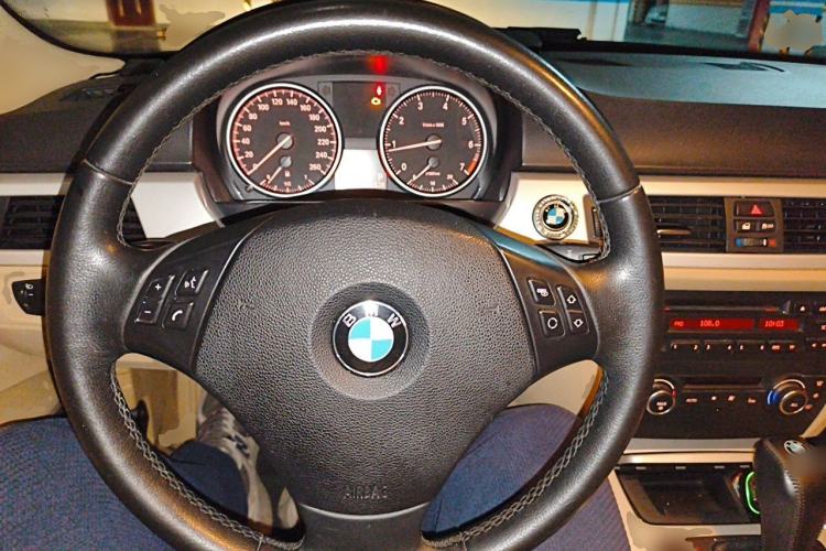 Used BMW 3 Series 2012 318i Leading Model Steering Wheel