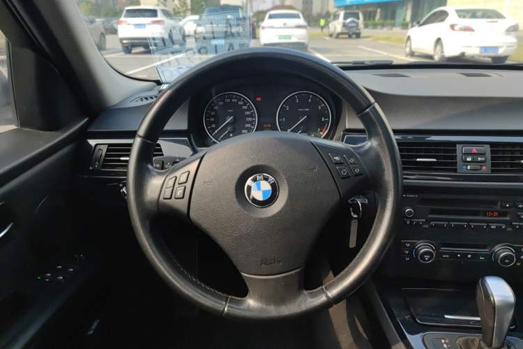 Used BMW 3 Series 2012 318i Leading Model Steering Wheel