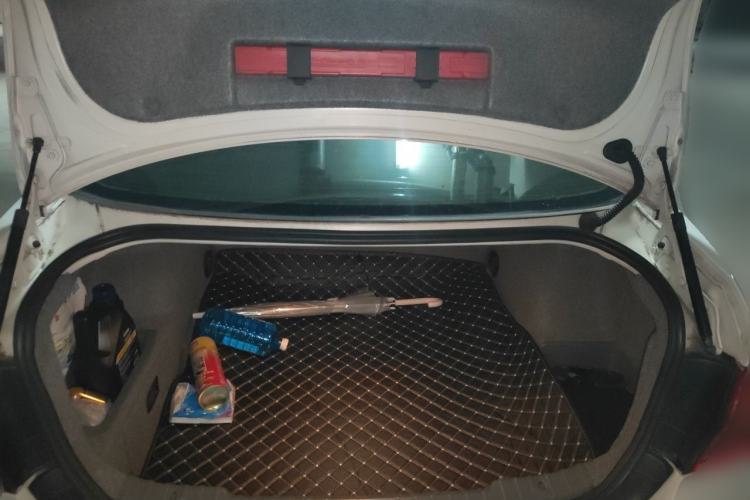 Used BMW 3 Series 2012 325i Luxury Edition Trunk