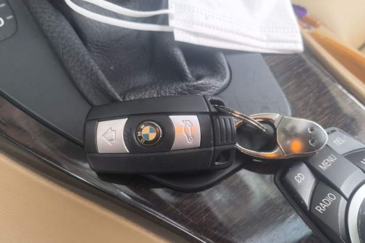 Used BMW 3 Series 2012 325i Luxury Edition Vehicle Key