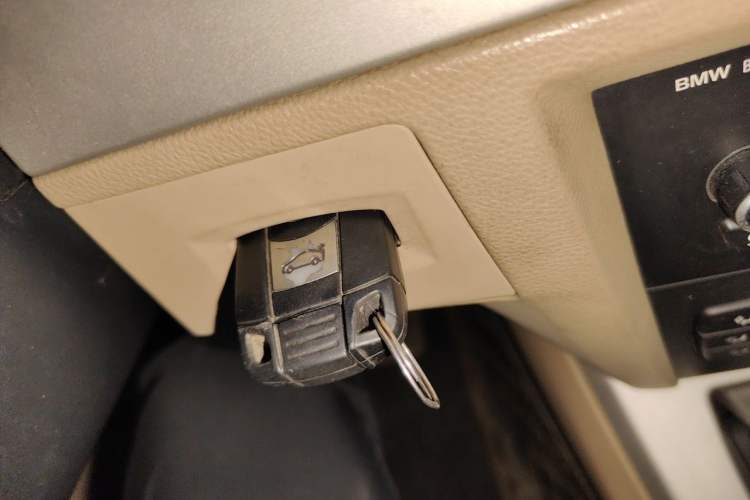 Used BMW 3 Series 2012 318i Leading Model Vehicle Key