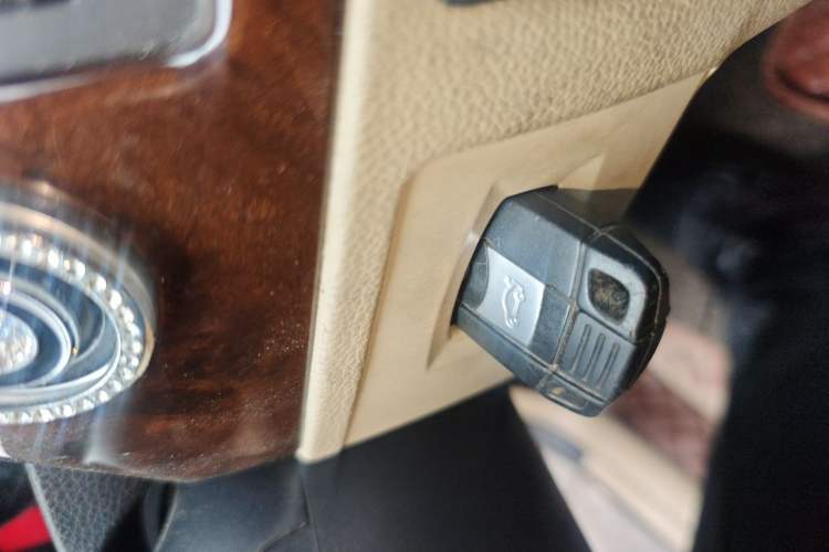 Used BMW 3 Series 2012 320i Sport Edition Vehicle Key