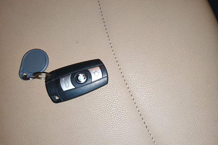 Used BMW 3 Series 2012 318i Leading Model Vehicle Key