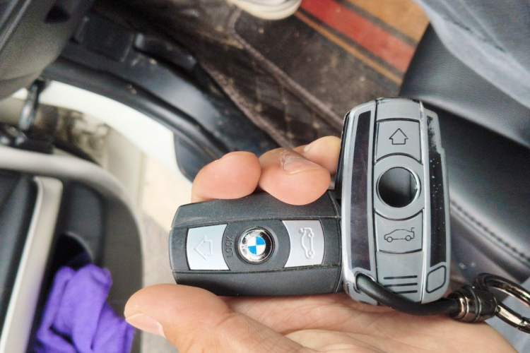 Used BMW 3 Series 2012 318i Leading Model Vehicle Key