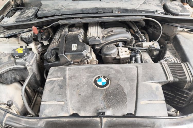 Used BMW 3 Series 2012 318i Leading Model Engine Bay