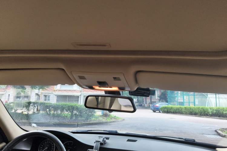 Used BMW 3 Series 2012 318i Leading Model Headliner