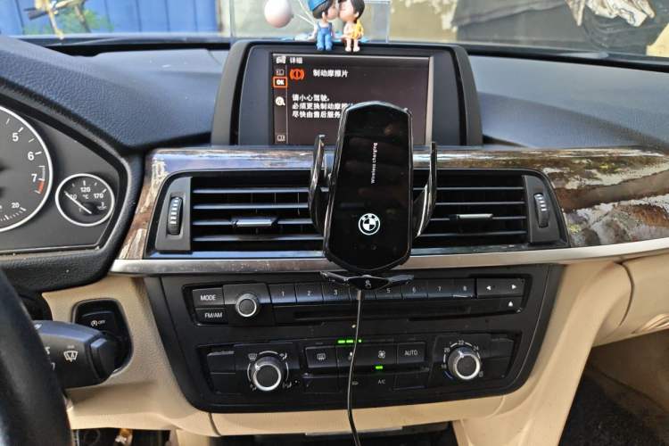 Used BMW 3 Series 2013 320Li Fashion Model Audio And AC Panel