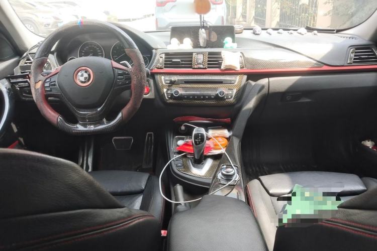 Used BMW 3 Series 2013 328i Sport Design Package Center Console