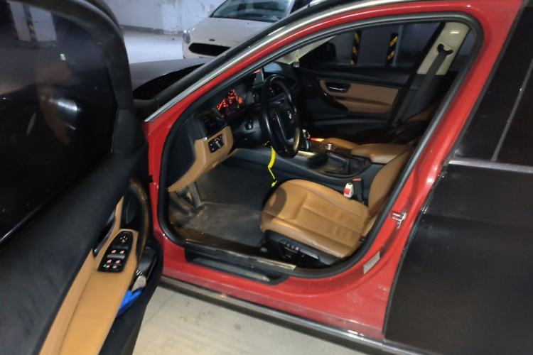 Used BMW 3 Series 2013 Facelifted 320Li Luxury Design Package Driver Seat