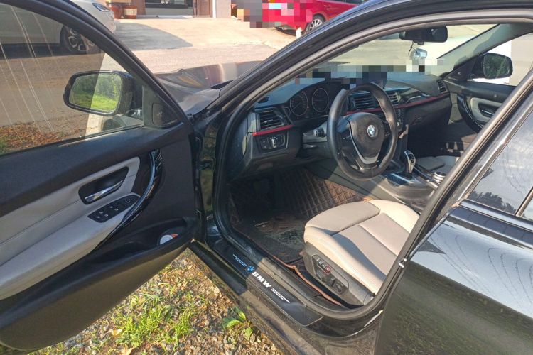Used BMW 3 Series 2013 320i Sport Design Package Driver Seat