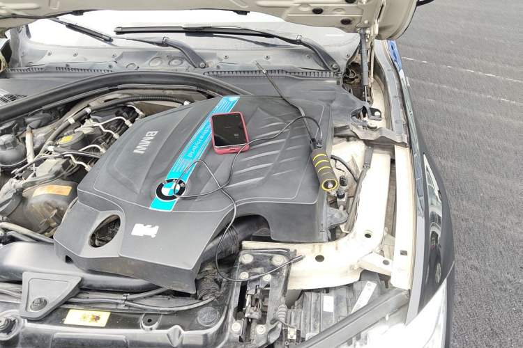 Used BMW 3 Series 2013 ActiveHybrid 3 Engine Bay Left