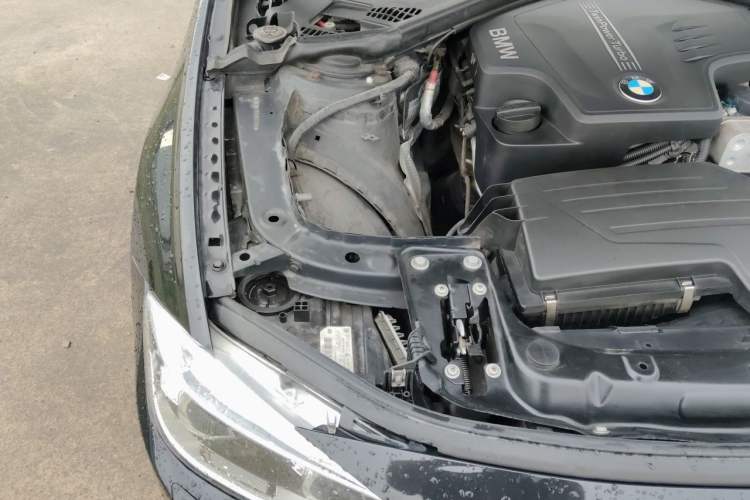 Used BMW 3 Series 2013 328Li Style Design Package Engine Bay Right
