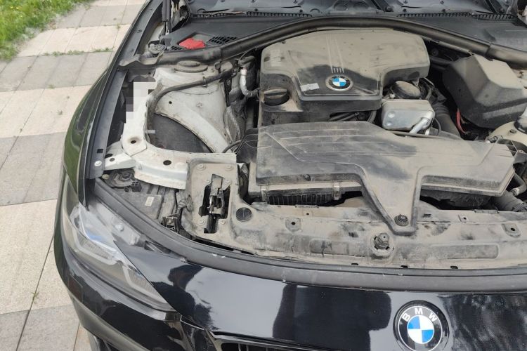 Used BMW 3 Series 2013 328i Sport Design Package Engine Bay Right