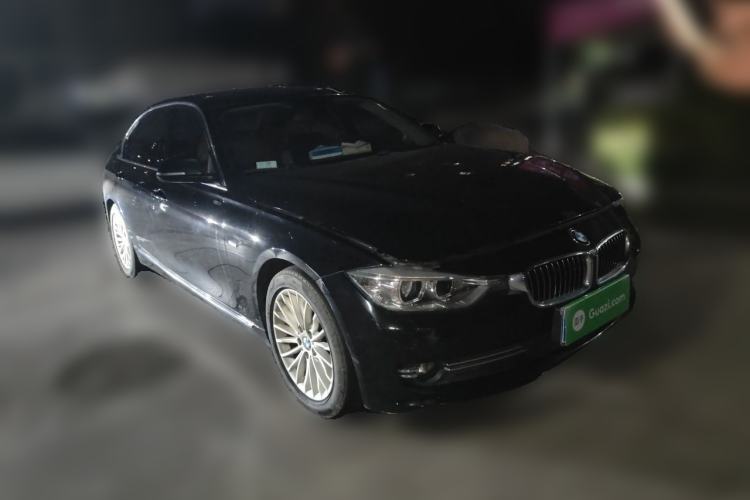 Used BMW 3 Series 2013 Facelift 320Li Fashion Design Package Front Right 45 Deg