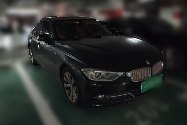 Used BMW 3 Series 2013 320Li Fashion Design Package Front Right 45 Deg