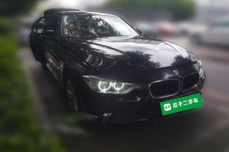 Used BMW 3 Series 2013 320i Sport Edition Front Right 45 Deg