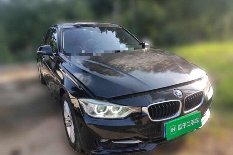 Used BMW 3 Series 2013 320i Sport Design Package Front Right 45 Deg