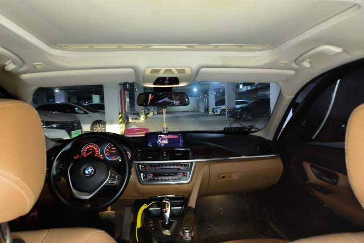 Used BMW 3 Series 2013 Facelifted 320Li Luxury Design Package Headliner