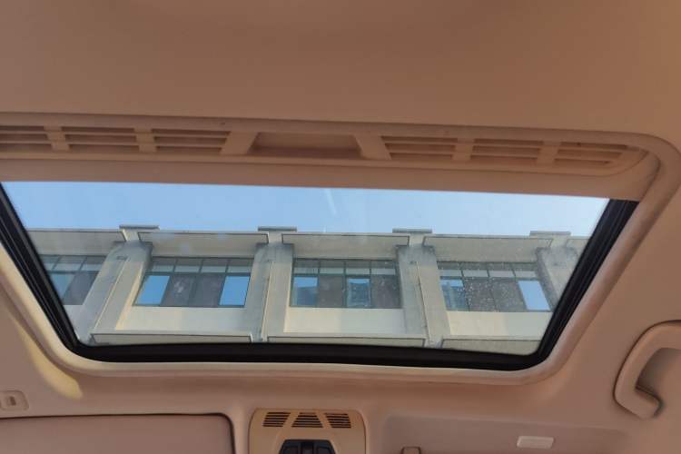 Used BMW 3 Series 2013 320i Sport Edition Headliner