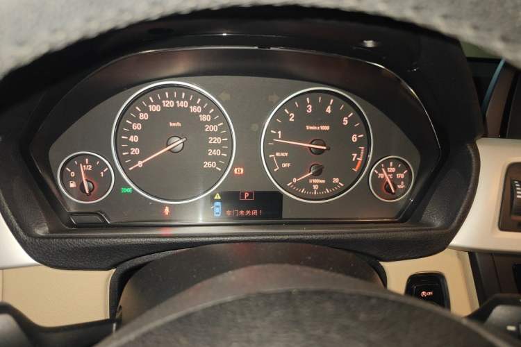 Used BMW 3 Series 2013 320i Sport Edition Instrument Cluster