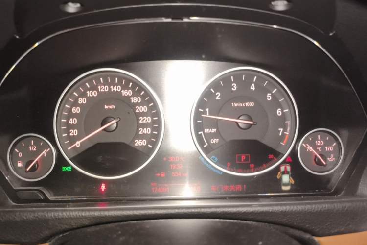 Used BMW 3 Series 2013 Facelifted 320Li Luxury Design Package Instrument Cluster