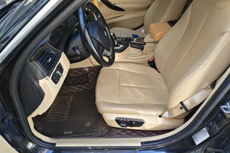 Used BMW 3 Series 2013 320Li Fashion Model Left Front Seat