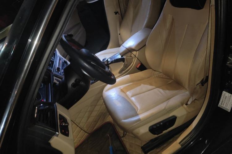 Used BMW 3 Series 2013 Facelift 320Li Fashion Design Package Left Front Seat