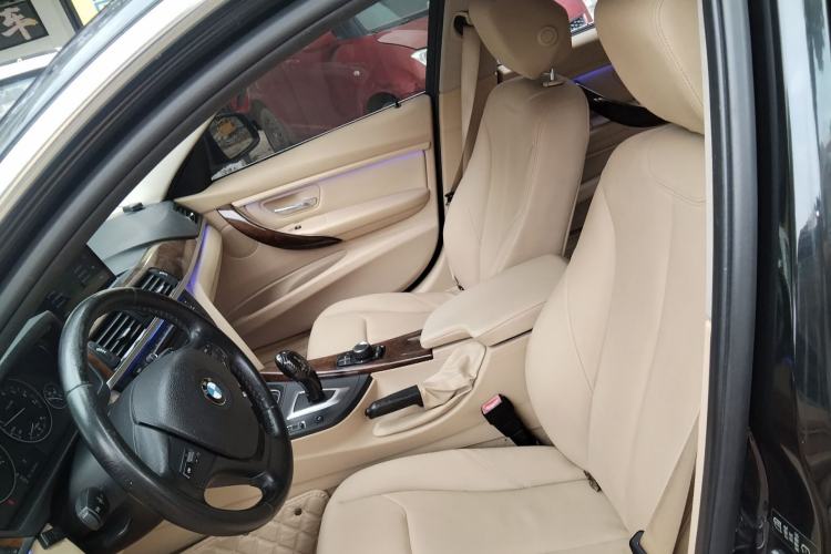 Used BMW 3 Series 2013 320Li Fashion Model Left Front Seat