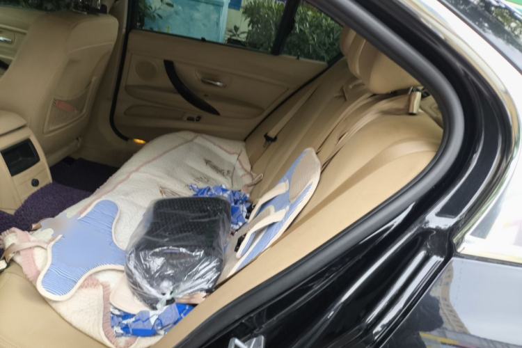 Used BMW 3 Series 2013 320Li Fashion Model Left Rear Seat