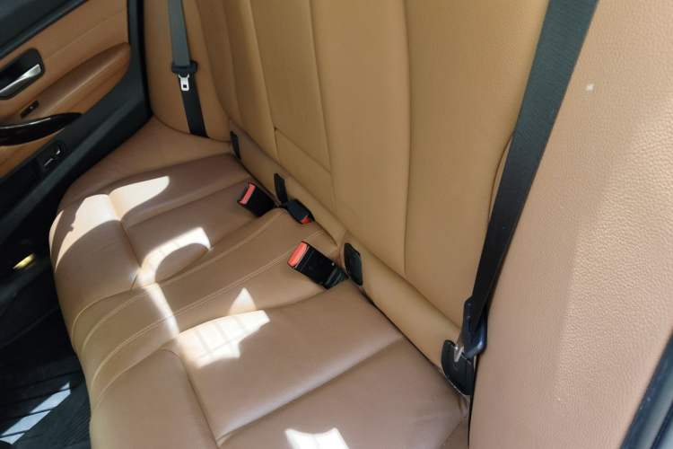 Used BMW 3 Series 2013 Facelift 320Li Fashion Design Package Left Rear Seat