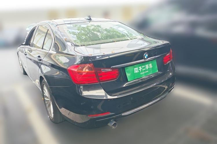 Used BMW 3 Series 2013 Facelift 320Li Fashion Design Package Rear Left 45 Deg