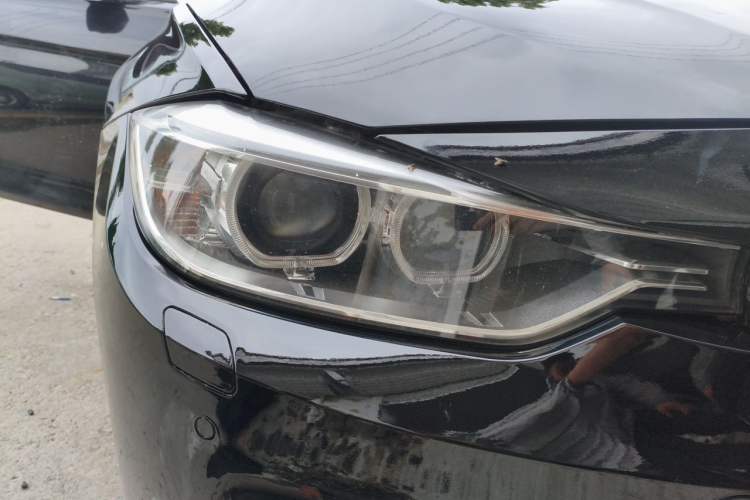Used BMW 3 Series 2013 328i Sport Design Package Right Front Headlight
