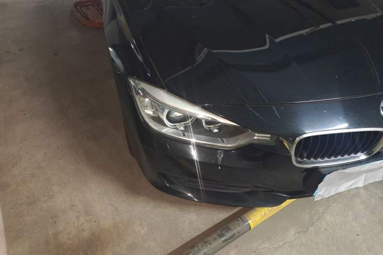 Used BMW 3 Series 2013 320i Sport Edition Right Front Headlight