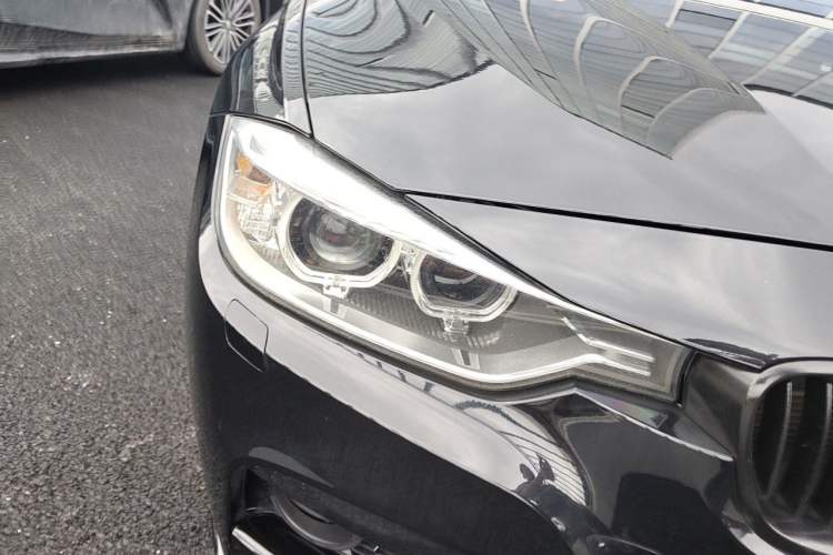 Used BMW 3 Series 2013 ActiveHybrid 3 Right Front Headlight
