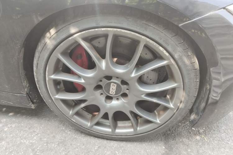 Used BMW 3 Series 2013 328i Sport Design Package Right Front Wheel Hub